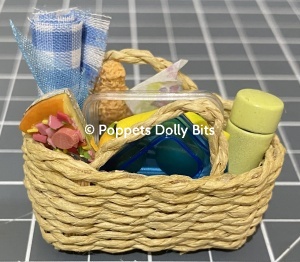 Picnic baskets