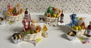 12th scale picnic basket