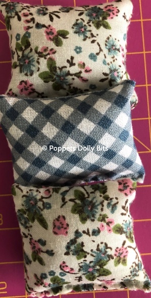 Scatter cushion set 17