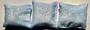 Cushions nn set of 3