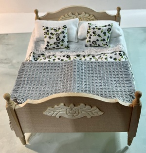 Bed & ready made handmade bedding set 14 - Image 2