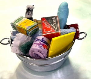 Household cleaning set
