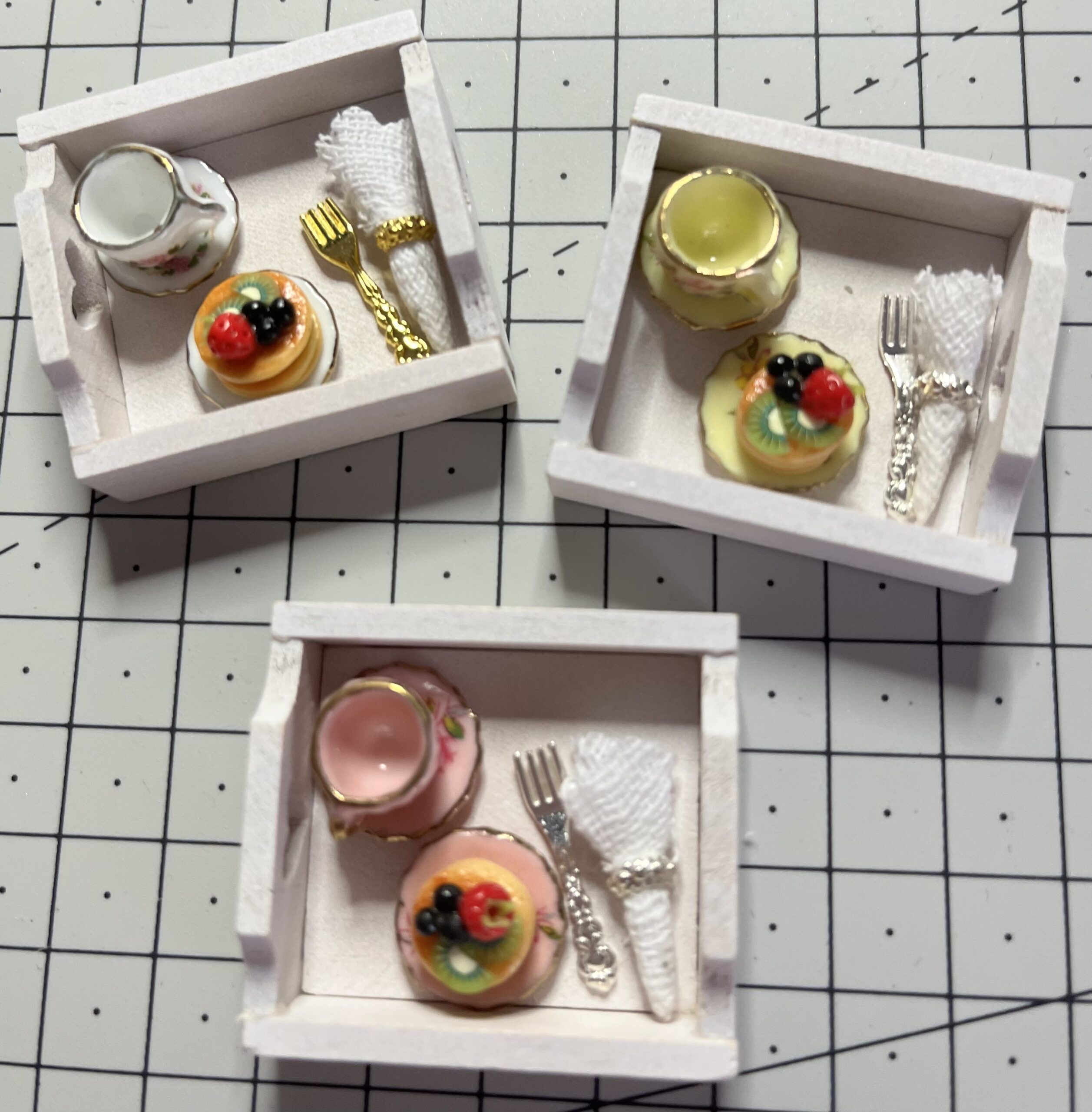 Tea tray for one - Image 3