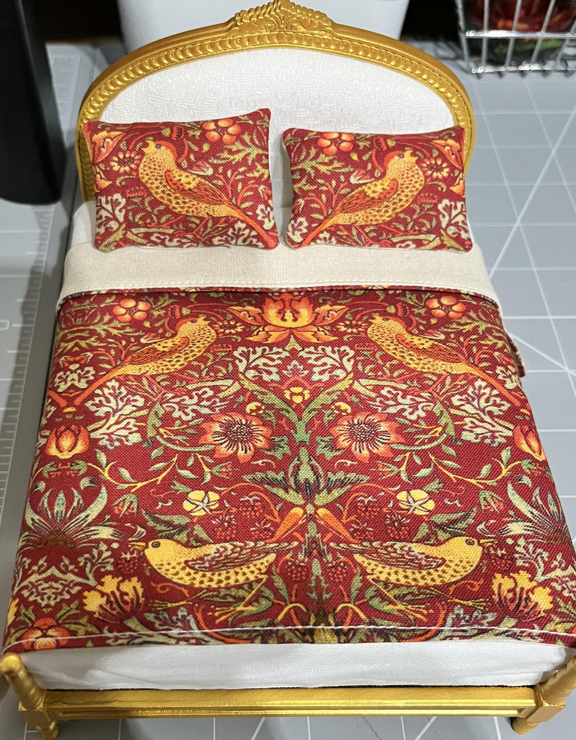 Bed & ready made handmade bedding set 9
